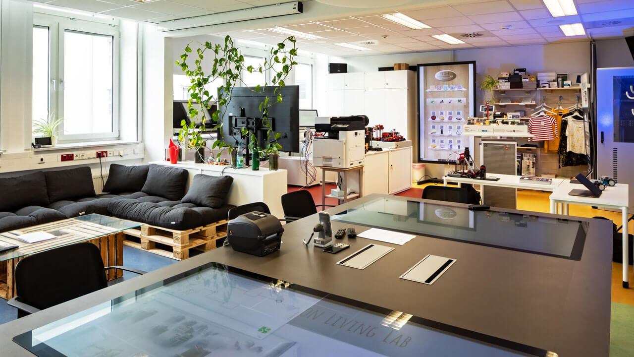 Innovation living lab